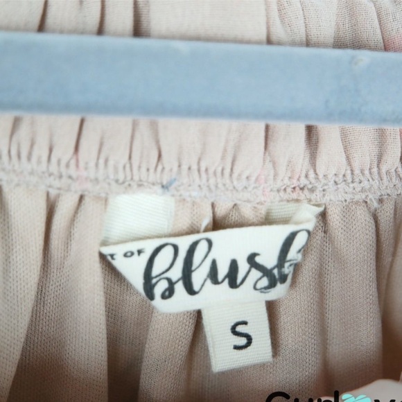 Hint of Blush | Across the Shoulder Romper - Picture 8 of 15